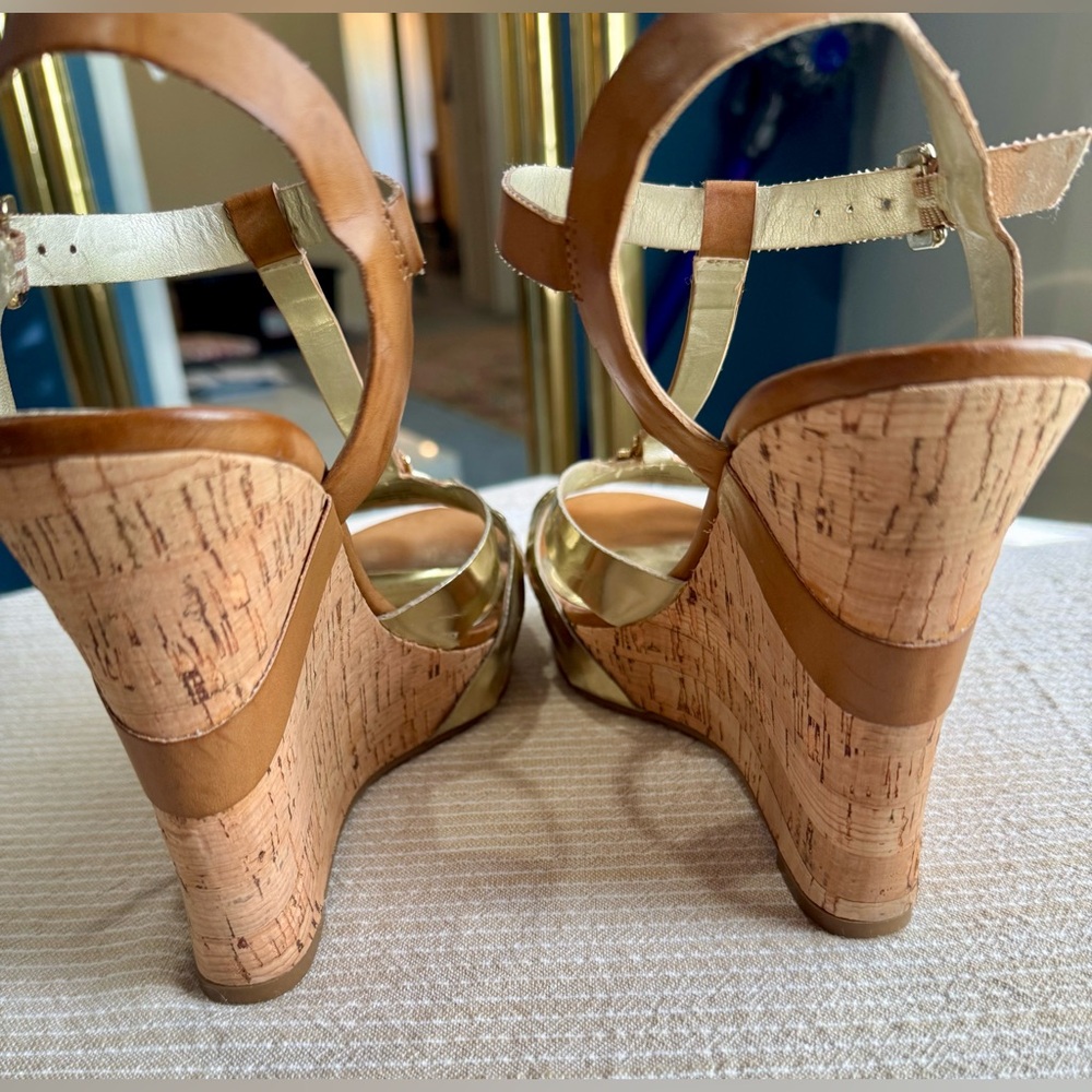 GUESS Wedge Sandals - Picture 5 of 8